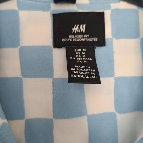 M👔 Relaxed Fit Button Up Lot of 2 Shirts Short Sleeves Streetwear - Picture 11 of 12